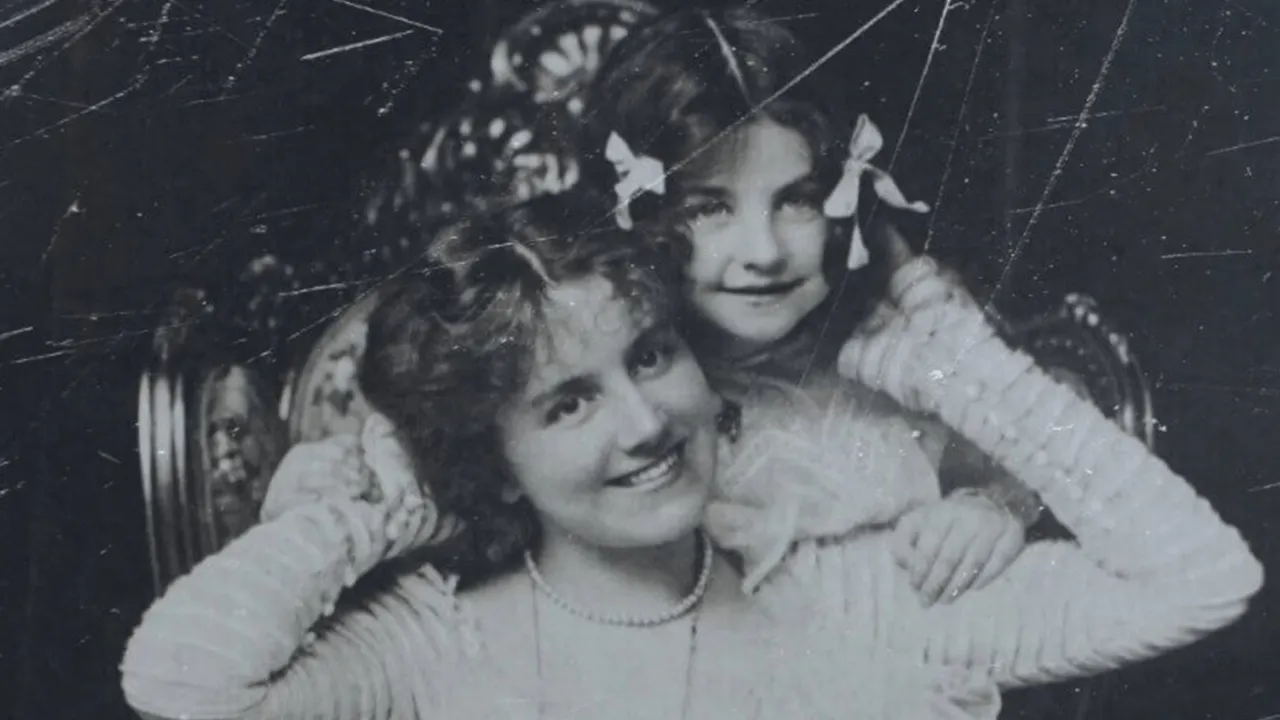 Antes: Foto Antigua con inperfecciones